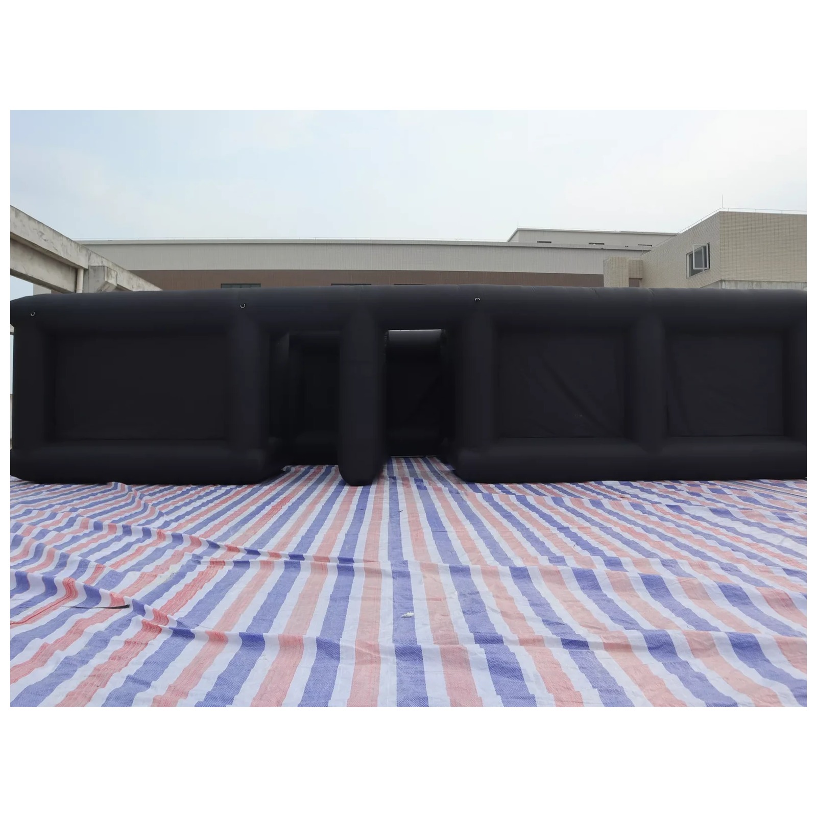 Großes Schwarzes Offenes Quadr – Kids Outdoor Venues Bewertung und Preis