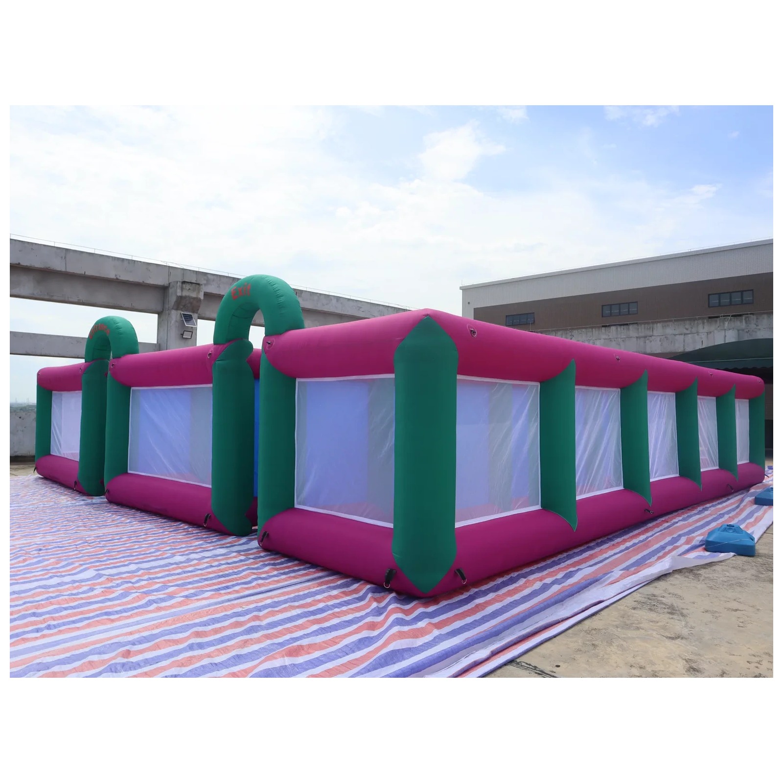 Großes, magentagrünes, offenes – Kids Outdoor Venues Bewertung und Preis